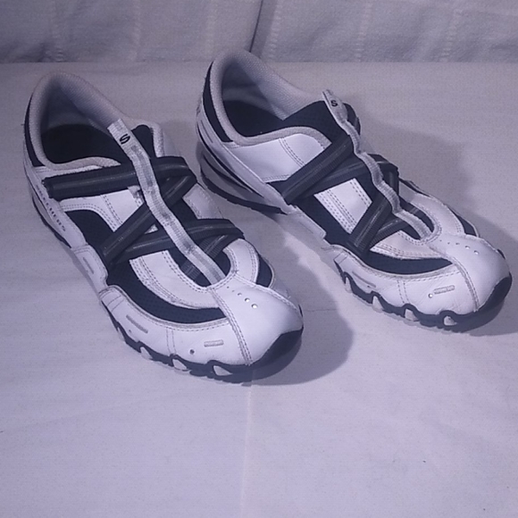 skechers bicycle shoes